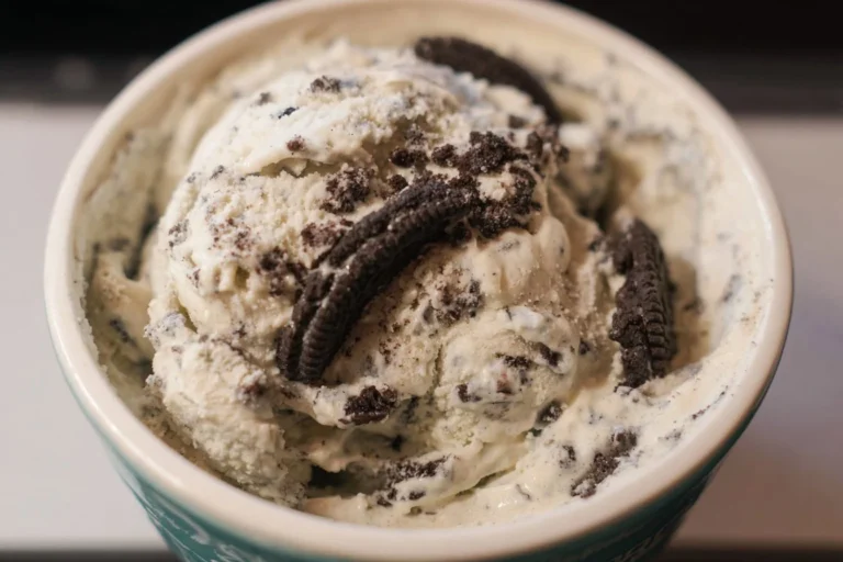 Delicious mint cookies & cream ice cream with cookie chunks and mint flavoring